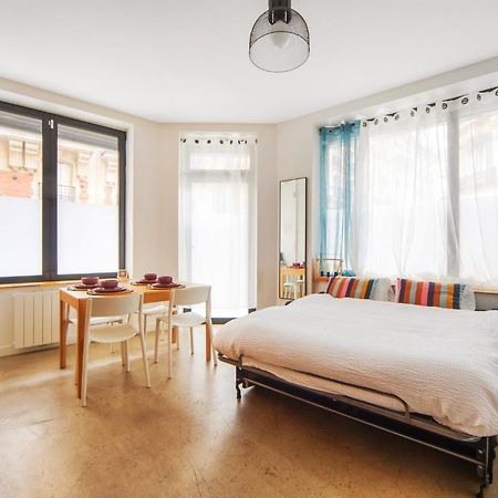 Large Flat Very Close To Montmartre Paris Exterior foto
